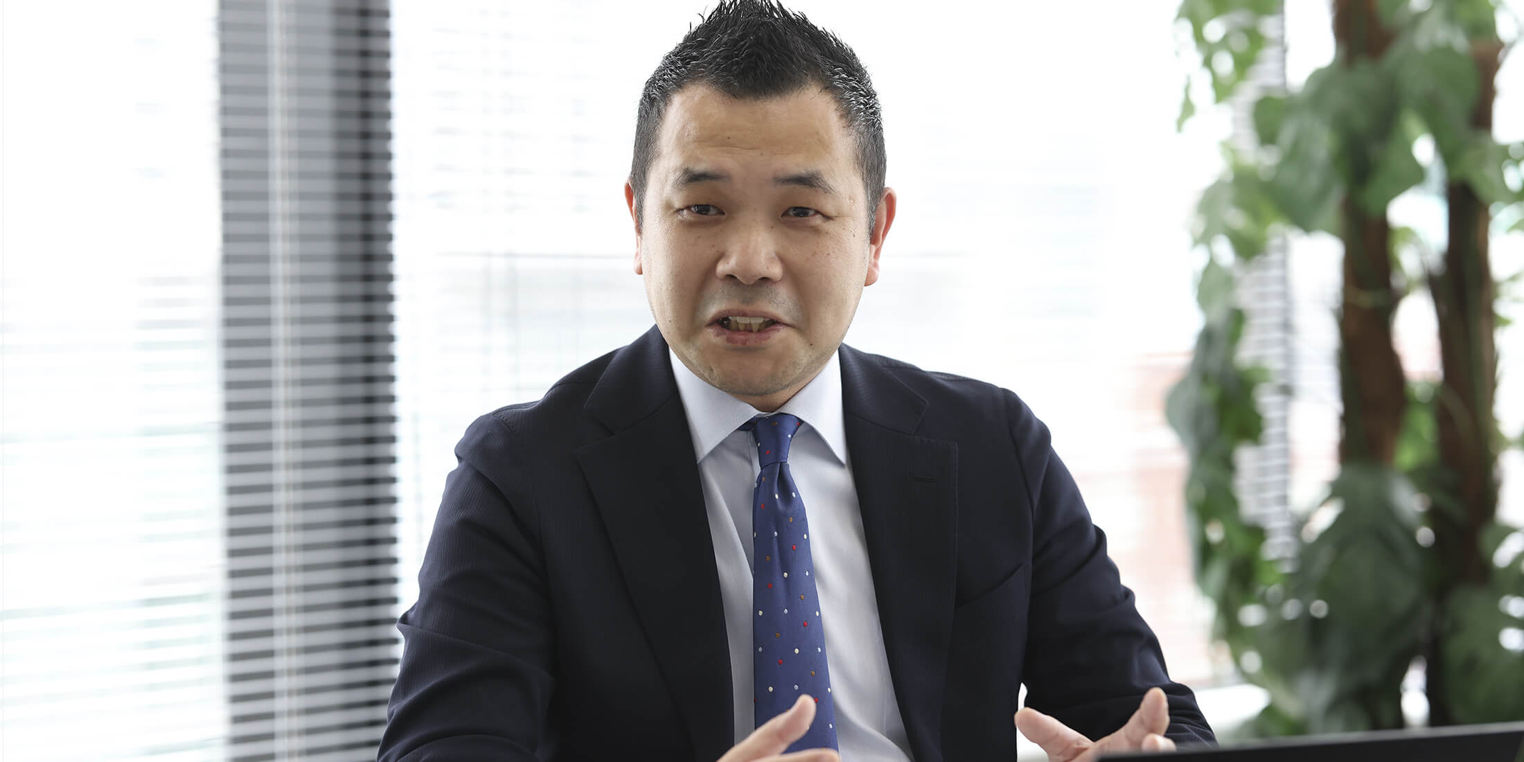 プロジェクト立ち上げ - 営業・T