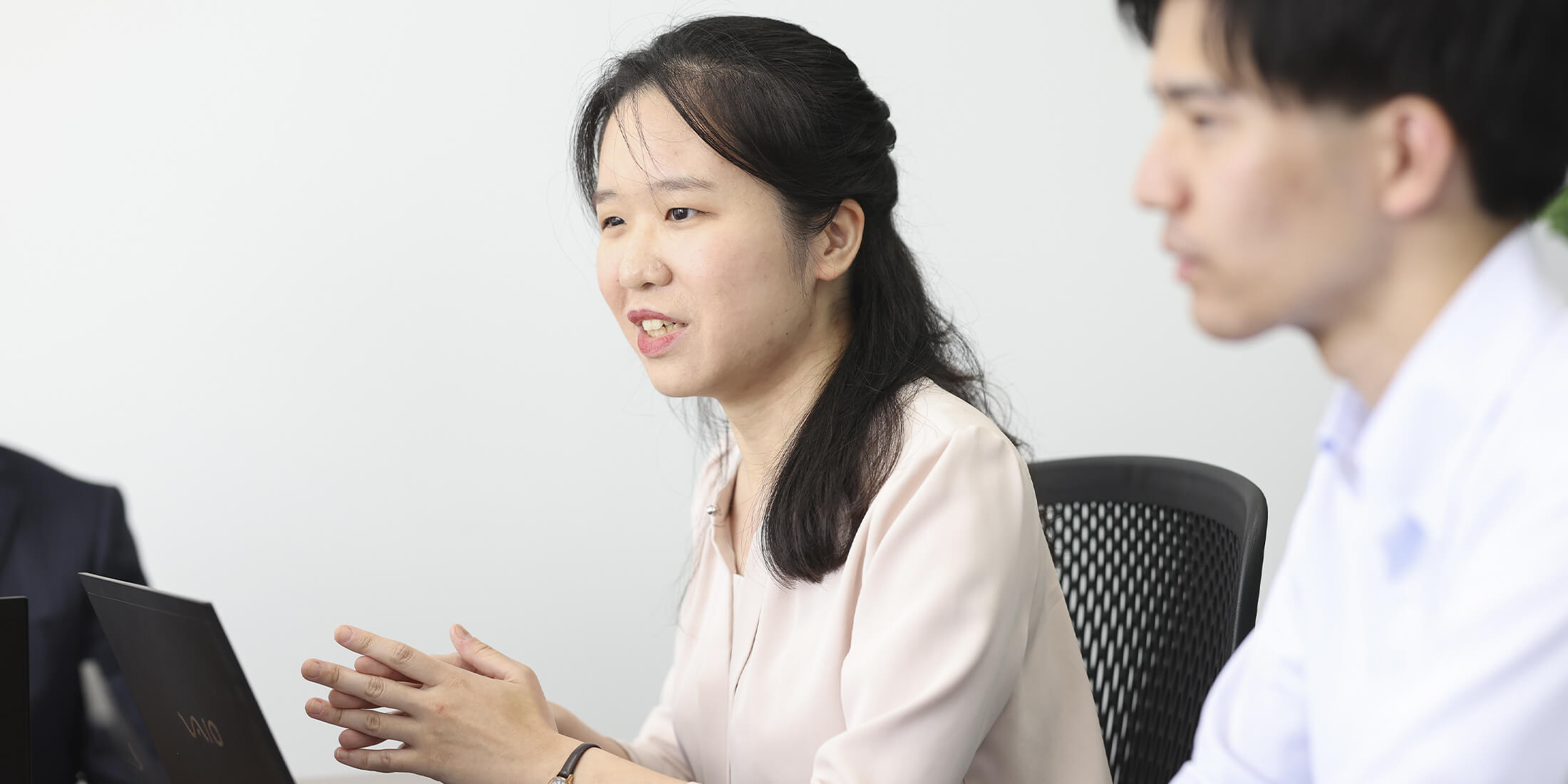 言語の壁を乗り越える - 製品導入・Tより